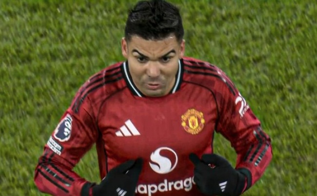 Ảnh bài viết Casemiro sững sờ khi bị Ruben Amorim bất ngờ rút khỏi sân