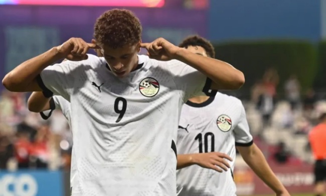 Hamza Abdelkarim lọt tầm ngắm Barca.