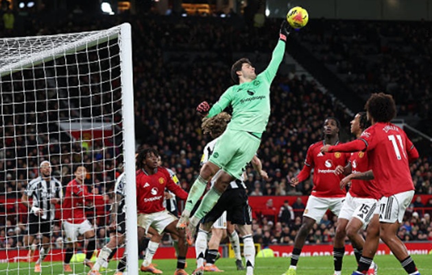 Thủ th&agrave;nh người Bỉ mang lại sự chắc chắc trong khung gổ