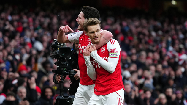 Ảnh bài viết Arsenal hạ Brighton, Piers Morgan nói lời tâm can về Odegaard