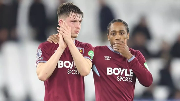 Scarles bật kh&oacute;c khi West Ham thua trận trước Fulham.