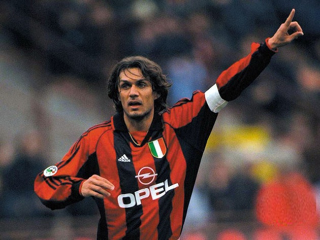 Maldini nắm giữ kỷ lục về số trận đấu cho Rossoneri.