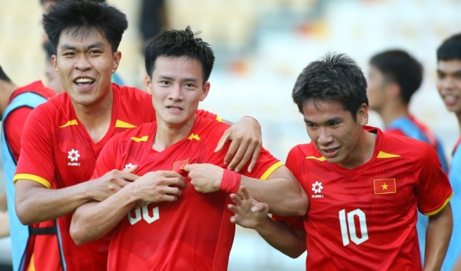 Ảnh bài viết Hàng công U23 Việt Nam bước vào cuộc cạnh tranh vị trí kịch tính