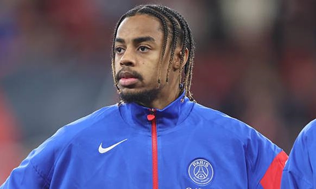 Bradley Barcola nằm trong tầm ngắm của Manchester United.