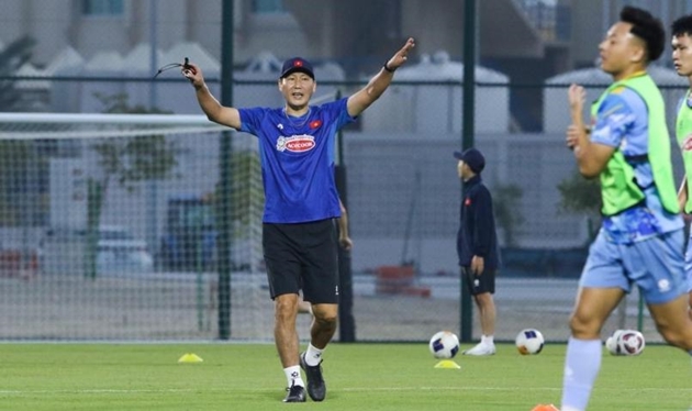 &Ocirc;ng Kim Sang-sik chuẩn bị chốt đội h&igrave;nh U23 Việt Nam.