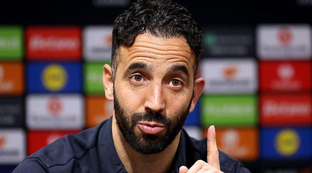 Ảnh bài viết Chuyển nhượng Man Utd: Neves, Garner và 3 mục tiêu tối thượng