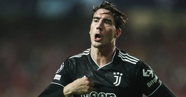 Barca chưa từ bỏ thương vụ Vlahovic