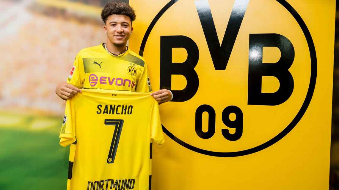 Ảnh bài viết Cầu thủ trẻ Anh ra nước ngoài: Vì sao xu hướng chuyển nhượng này bùng nổ?