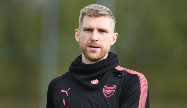 Mertesacker tạo nên văn hóa mới cho học viện Arsenal