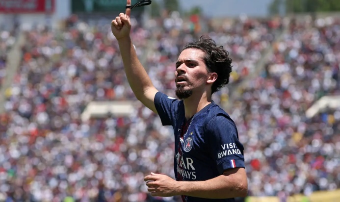 Vitinha lọt tầm ngắm của Real.