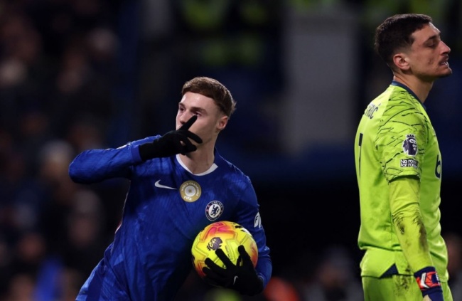 Palmer ghi b&agrave;n cho Chelsea.