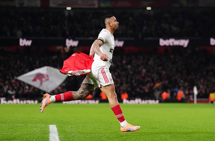 Gabriel Jesus (6.6 điểm): V&agrave;o s&acirc;n thay cho Gyokeres ở ph&uacute;t 81. Tiền đạo người Brazil chỉ mất v&agrave;i gi&acirc;y để ghi dấu ấn với b&agrave;n thắng ngay trong pha chạm b&oacute;ng đầu ti&ecirc;n, ấn định thắng lợi đậm đ&agrave; cho đội chủ s&acirc;n Emirates.