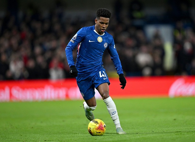 Estevao (6,6/10): Estevao l&agrave; mối đe dọa lớn cho h&agrave;ng thủ Bournemouth, tạo ra nhiều cơ hội nguy hiểm v&agrave; l&agrave; người g&oacute;p phần gi&agrave;nh phạt đền cho đội nh&agrave;.