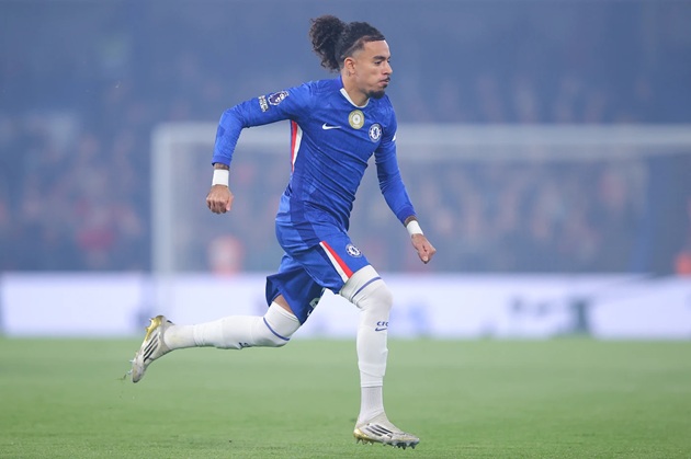 Malo Gusto (6,3/10): D&ugrave; thi đấu ở vị tr&iacute; kh&ocirc;ng phải sở trường (hậu vệ tr&aacute;i), Gusto vẫn thể hiện được sự chắc chắn trong cả tấn c&ocirc;ng lẫn ph&ograve;ng ngự.