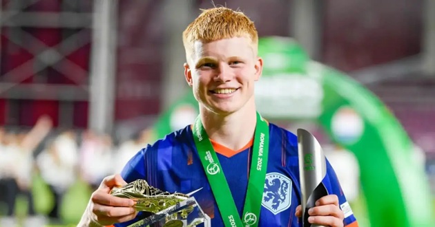 Ảnh bài viết Real Madrid tìm "cầu thủ điều phối" tiếp theo: Kees Smit là mục tiêu sáng giá