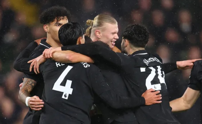 Man City sẽ có chuyến hành quân đến ''pháo đài'' của Sunderland.