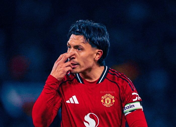 Ảnh bài viết Lisandro Martinez thất vọng khi Manchester United đánh rơi điểm số trước Wolves