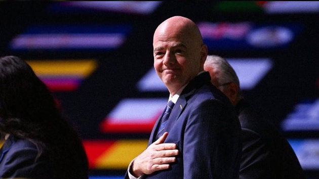 Gianni Infantino phản b&aacute;c những &yacute; kiến vế gi&aacute; v&eacute; World Cup