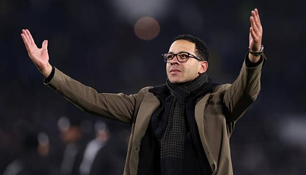 Liam Rosenior c&oacute; thể thay Enzo Maresca tại Chelsea.