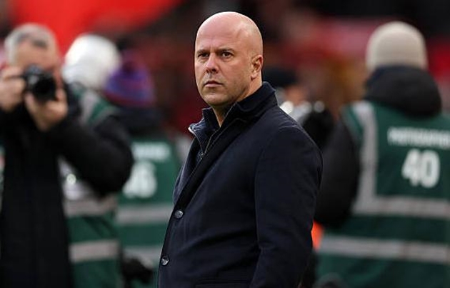 Arne Slot tiết lộ t&igrave;nh h&igrave;nh nh&acirc;n sự hiện tại của Liverpool.