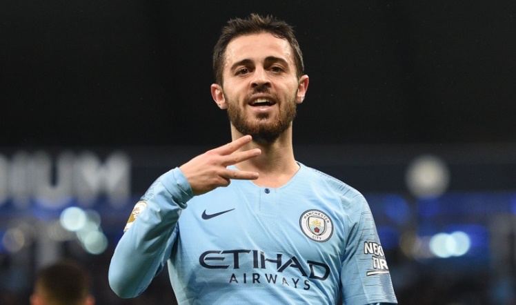 Bernardo Silva lọt tầm ngắm của Barcelona.