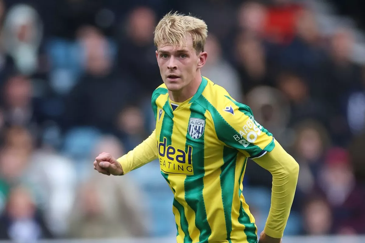 Ảnh bài viết Man Utd gọi lại Toby Collyer để cứu viện tuyến giữa