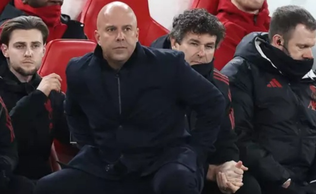 Ảnh bài viết CĐV Liverpool nổi giận vì cách thay người của Slot