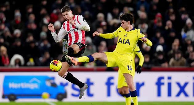 Brentford đã làm tốt trong ngày tái ngộ HLV Frank.