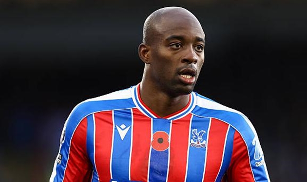 Jean-Philippe Mateta g&acirc;y ấn tượng trong m&agrave;u &aacute;o Crytal Palace.