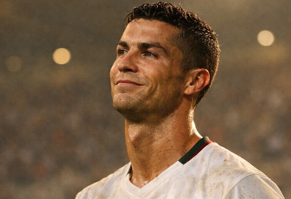 Ảnh bài viết Chân dung Cristiano Ronaldo: Hành trình vĩ đại của nhà viễn chinh chống lại thời gian