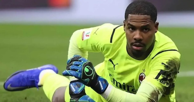 MU săn Maignan gi&aacute; rẻ d&ugrave; tuyến giữa bất ổn?