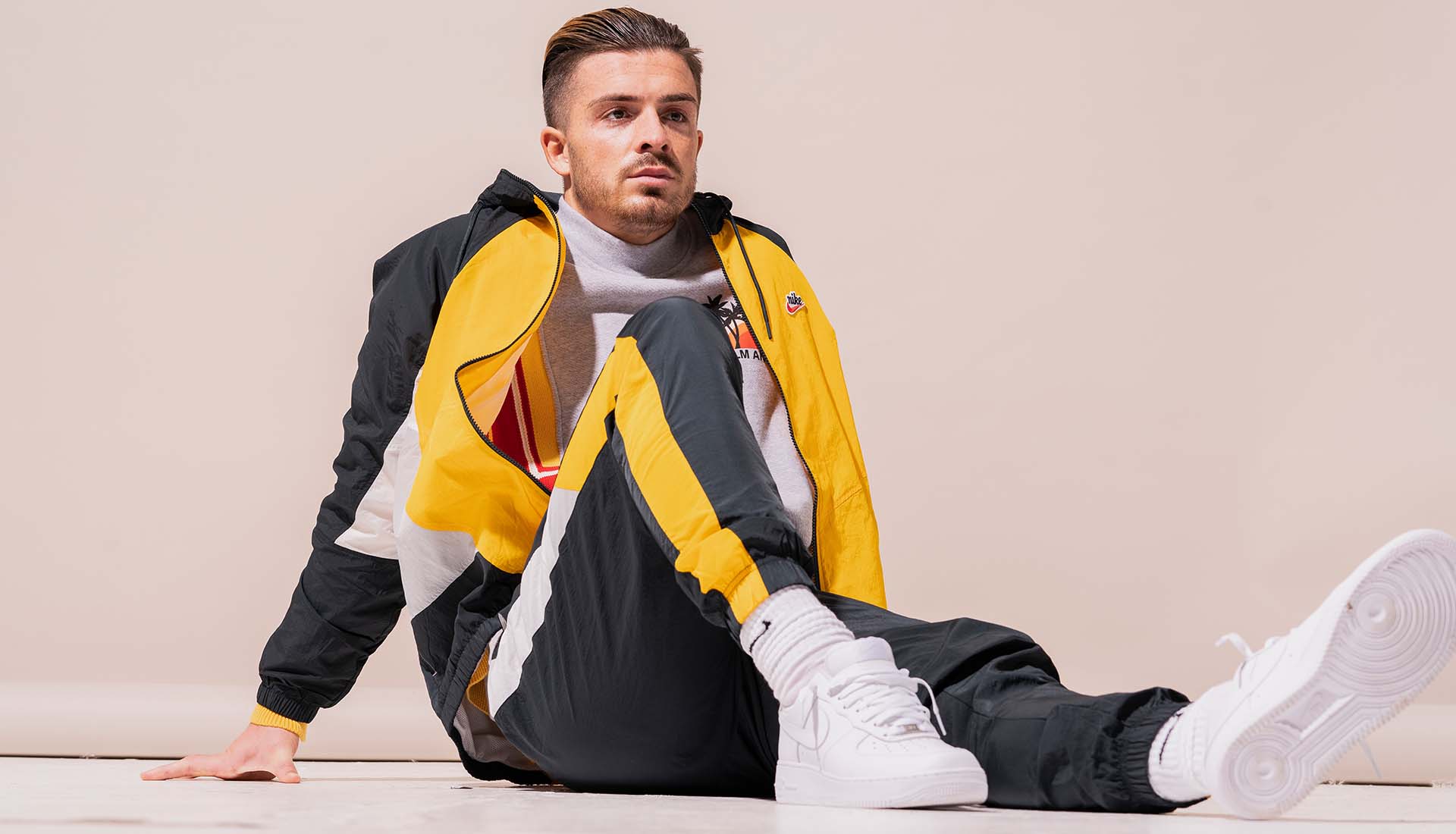 Chất ngông Grealish chinh phục làng mốt thời trang.