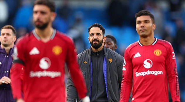 Ảnh bài viết Man United nên bỏ Maignan để dồn lực mua tiền vệ