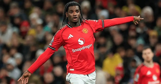 Ảnh bài viết Đóng thế Maguire, sao trẻ Ayden Heaven hay nhất tháng ở Man Utd