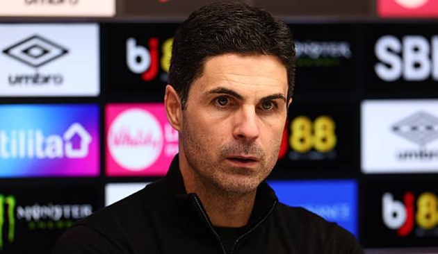 Mikel Arteta đánh giá cao sự trưởng thành của Gabriel và Arsenal.