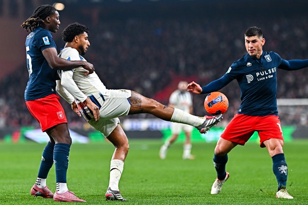 Ederson c&oacute; những m&agrave;n tr&igrave;nh diễn chất lượng ở Serie A m&ugrave;a n&agrave;y.