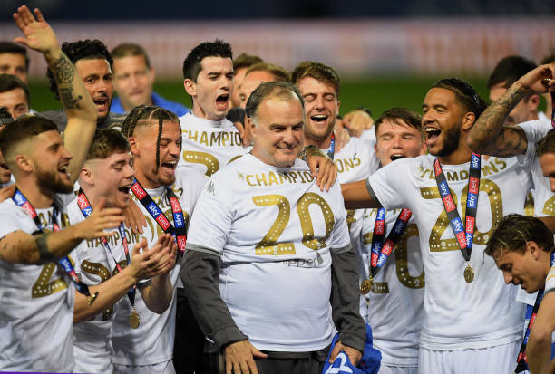 Bielsa l&agrave; người đặt nền m&oacute;ng cho sự hồi sinh của Leeds.