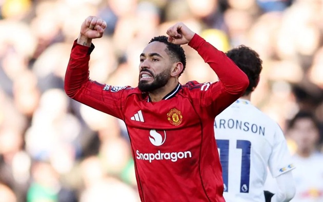 Matheus Cunha: 7,8 điểm. Cầu thủ xuất sắc nhất của Man Utd. Cunha hoàn toàn xứng đáng với bàn thắng của mình và thi đấu đầy năng nổ.