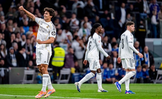 Garcia thay Mbappe đá chính rồi lập hat-trick trước Real Betis