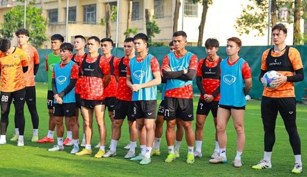 Ảnh bài viết Ninh Bình sang Singapore rèn quân đấu CAHN