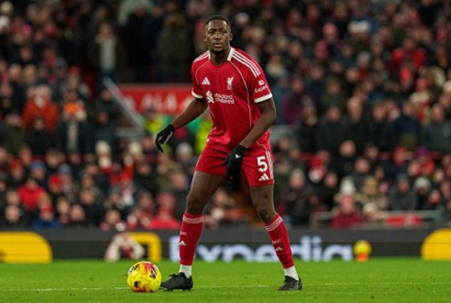 Ibrahima Konate - 6.3 điểm. Konate là điểm tựa sức mạnh nơi hàng thủ với những pha tranh chấp quyết liệt. Anh kiểm soát khá tốt tiền đạo Raul Jimenez bên phía Fulham.