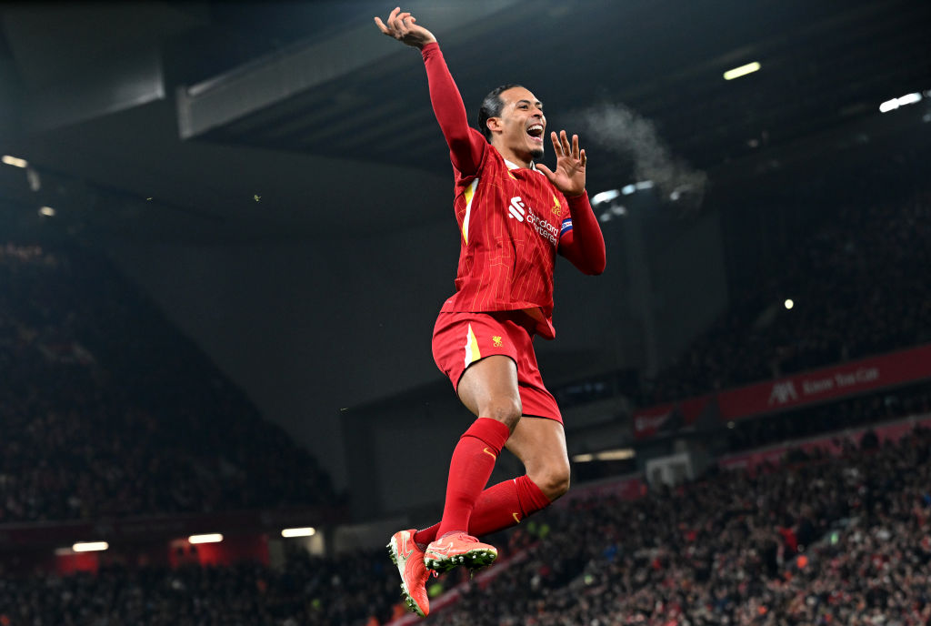 Van Dijk đặt "viên gạch" đầu tiên xây dựng "đế chế" Liverpool.