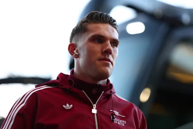 Ảnh bài viết Merson lo Arsenal vỡ mộng vô địch Ngoại hạng Anh vì Gyokeres