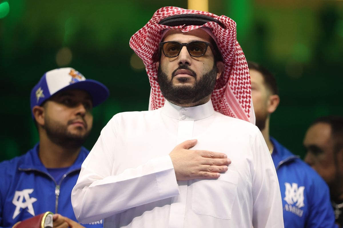 Tỷ phú Turki Alalshikh muốn gia đình Glazer rời Manchester United.