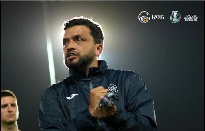  Kyrgyzstan l&agrave; t&acirc;n binh của giải đấu.