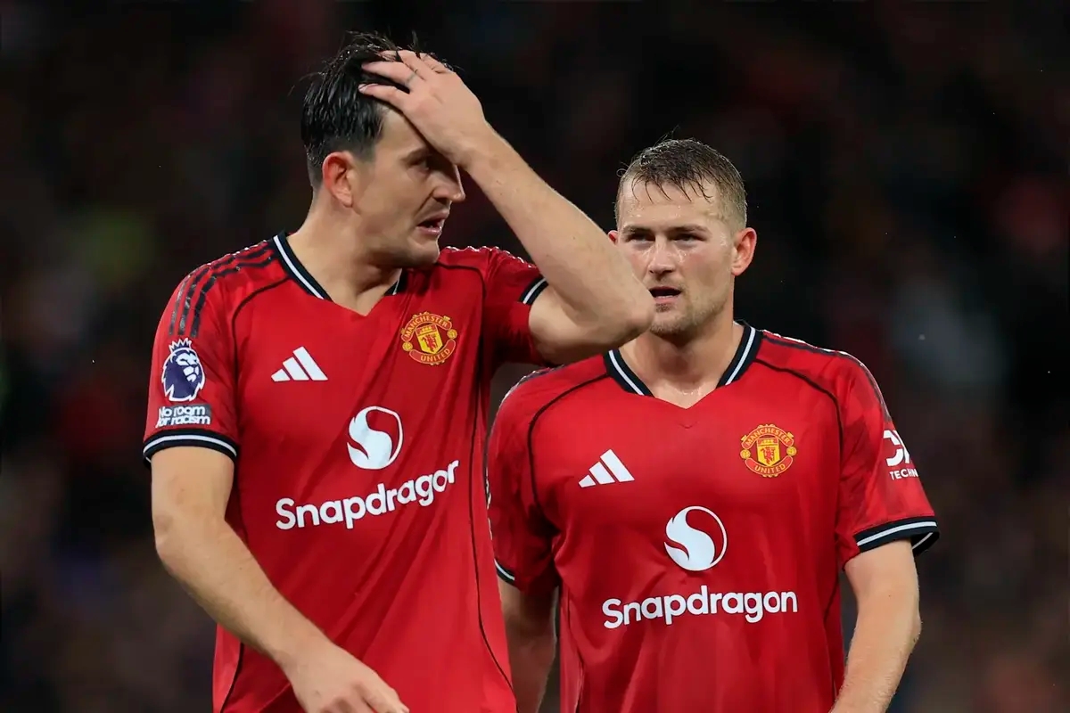 Manchester United vắng nhiều trụ cột quan trọng trước t&aacute;i đấu Burnley.