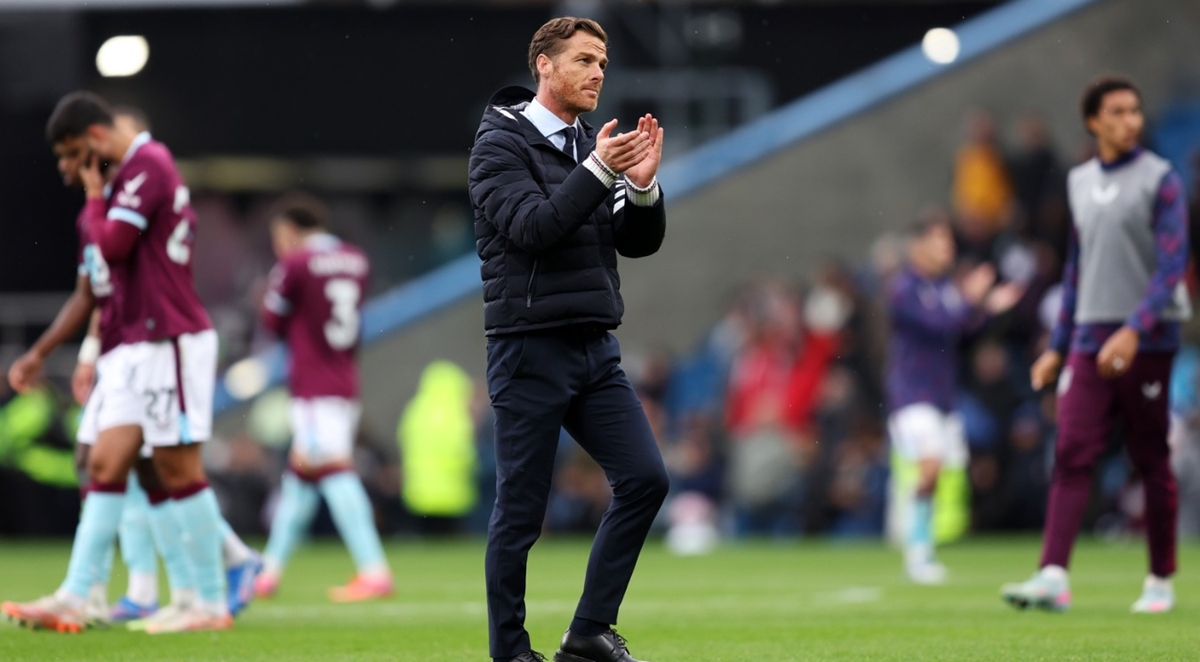 Scott Parker sẽ hy vọng lối chơi ph&ograve;ng ngự phản c&ocirc;ng ph&aacute;t huy t&aacute;c dụng ở lần t&aacute;i đấu tr&ecirc;n s&acirc;n Turf Moor lần n&agrave;y.