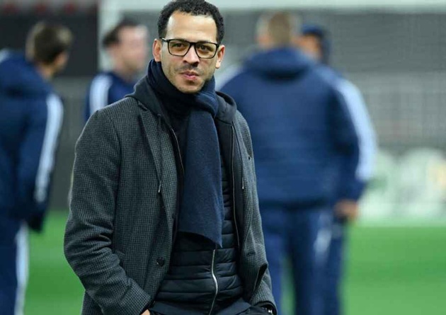 Ảnh bài viết CĐV Strasbourg coi vụ Rosenior sang Chelsea là nỗi nhục