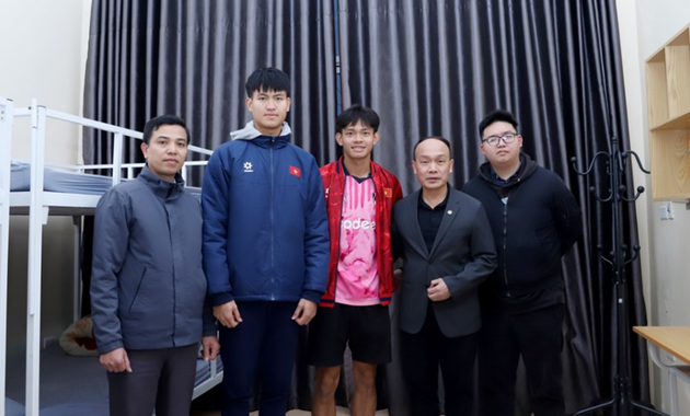 Ảnh bài viết Lỡ hẹn U23 châu Á, Bùi Vĩ Hào, Nguyễn Tân được VFF động viên