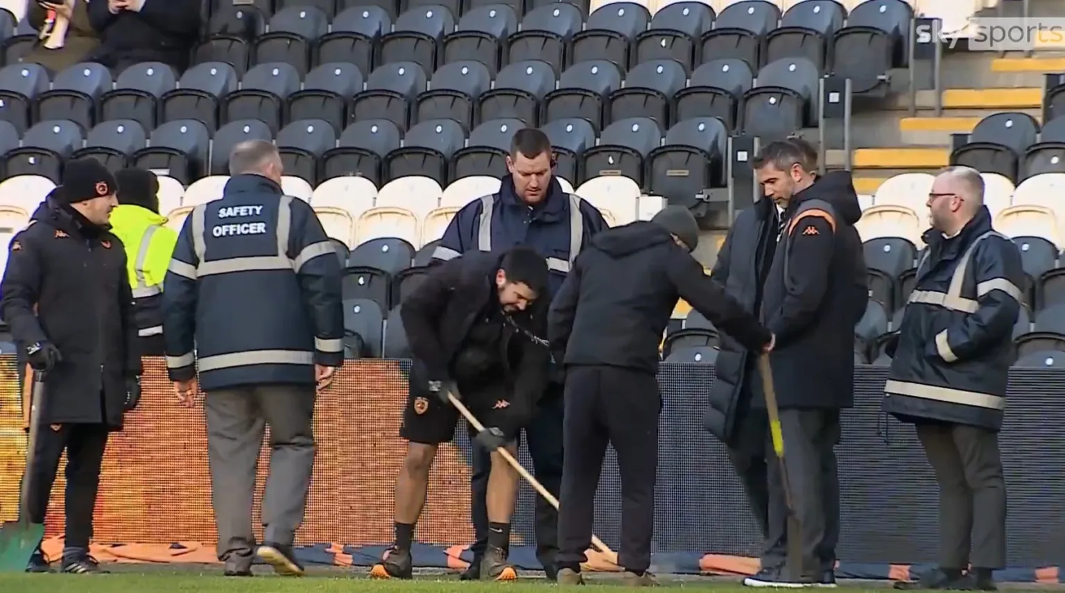 Sự chuẩn bị ph&uacute;t ch&oacute;t kh&ocirc;ng thể cứu trận đấu.